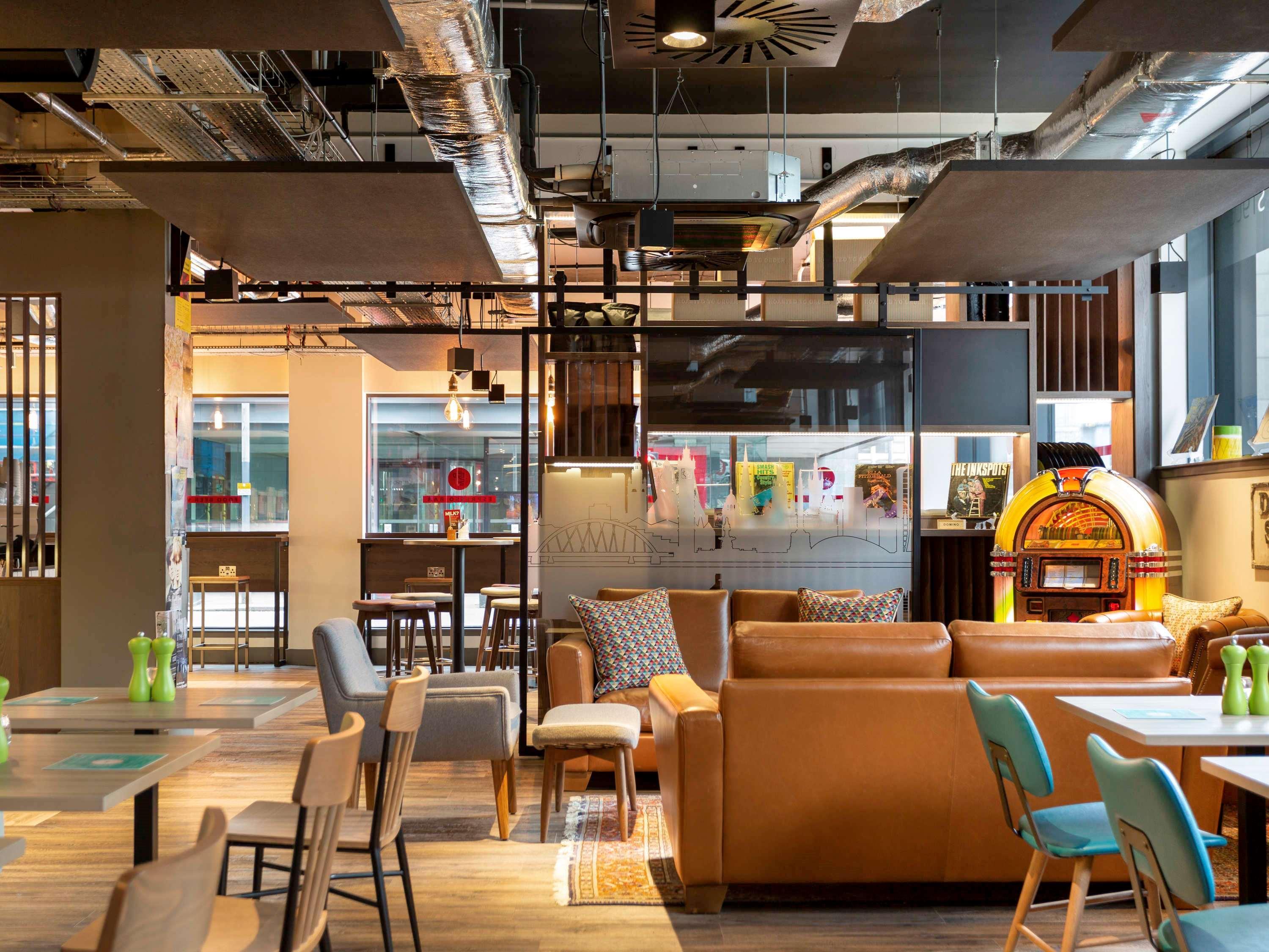 Ibis Styles Glasgow Central Екстер'єр фото